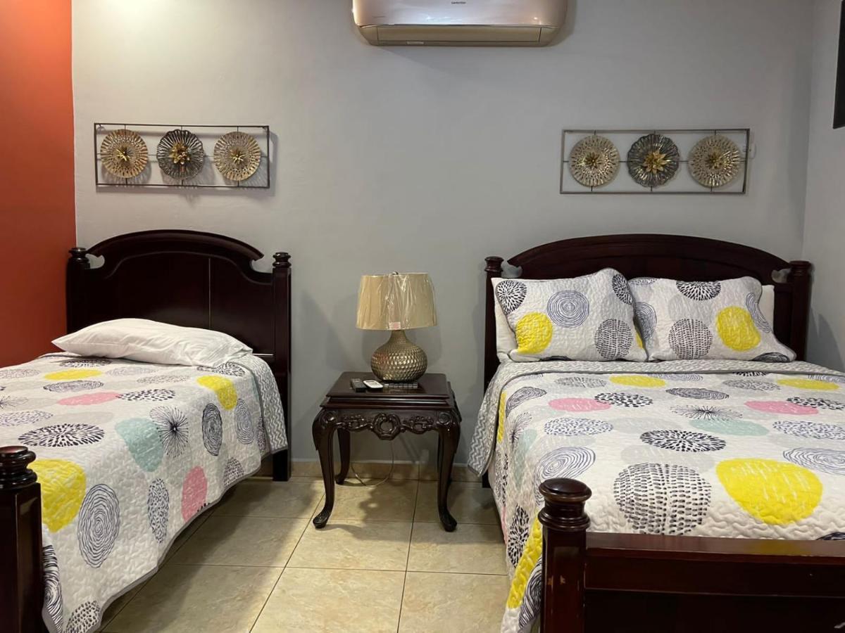 Refugio De La Montana B&B San Pedro Sula Rom bilde